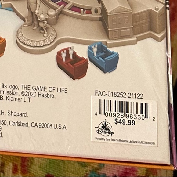 Disney Theme Parks Edition Game of Life Board Game NEW - Picture 3 of 3